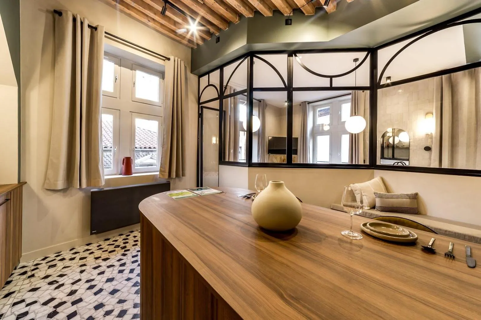 Appartement Labolla Balneo Ail à Lyon 0*,