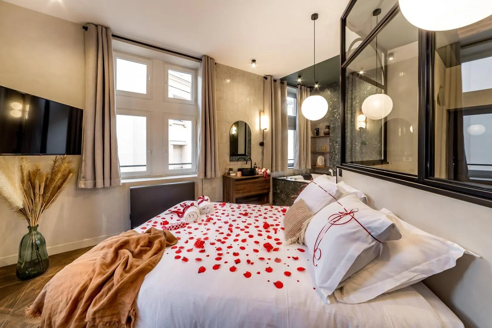 Labolla Balneo Ail Apartment Lyon 0*,